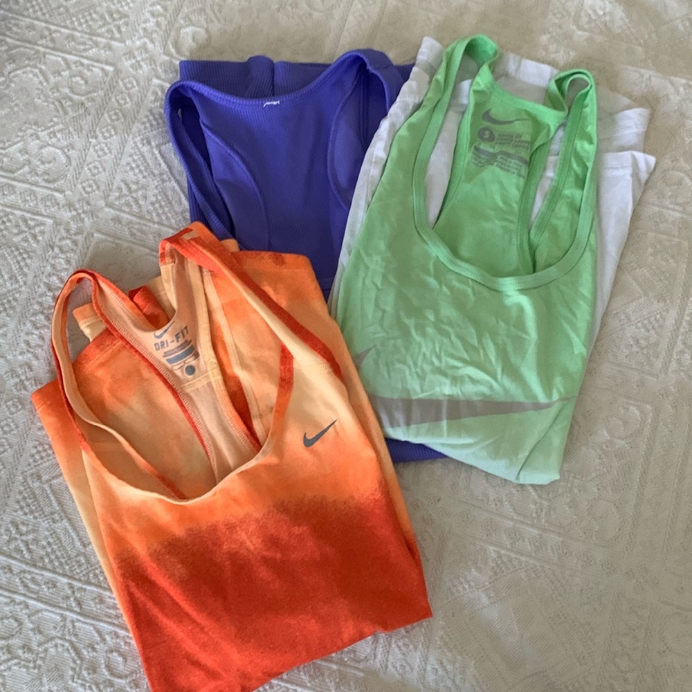 3 workout tanks